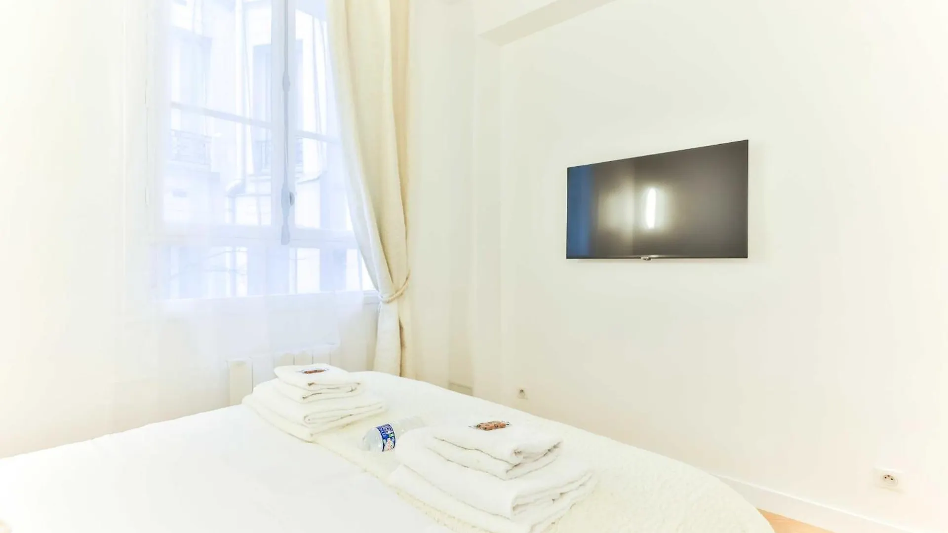 アパート Charming 2br - 6p - Eiffel Tower パリ